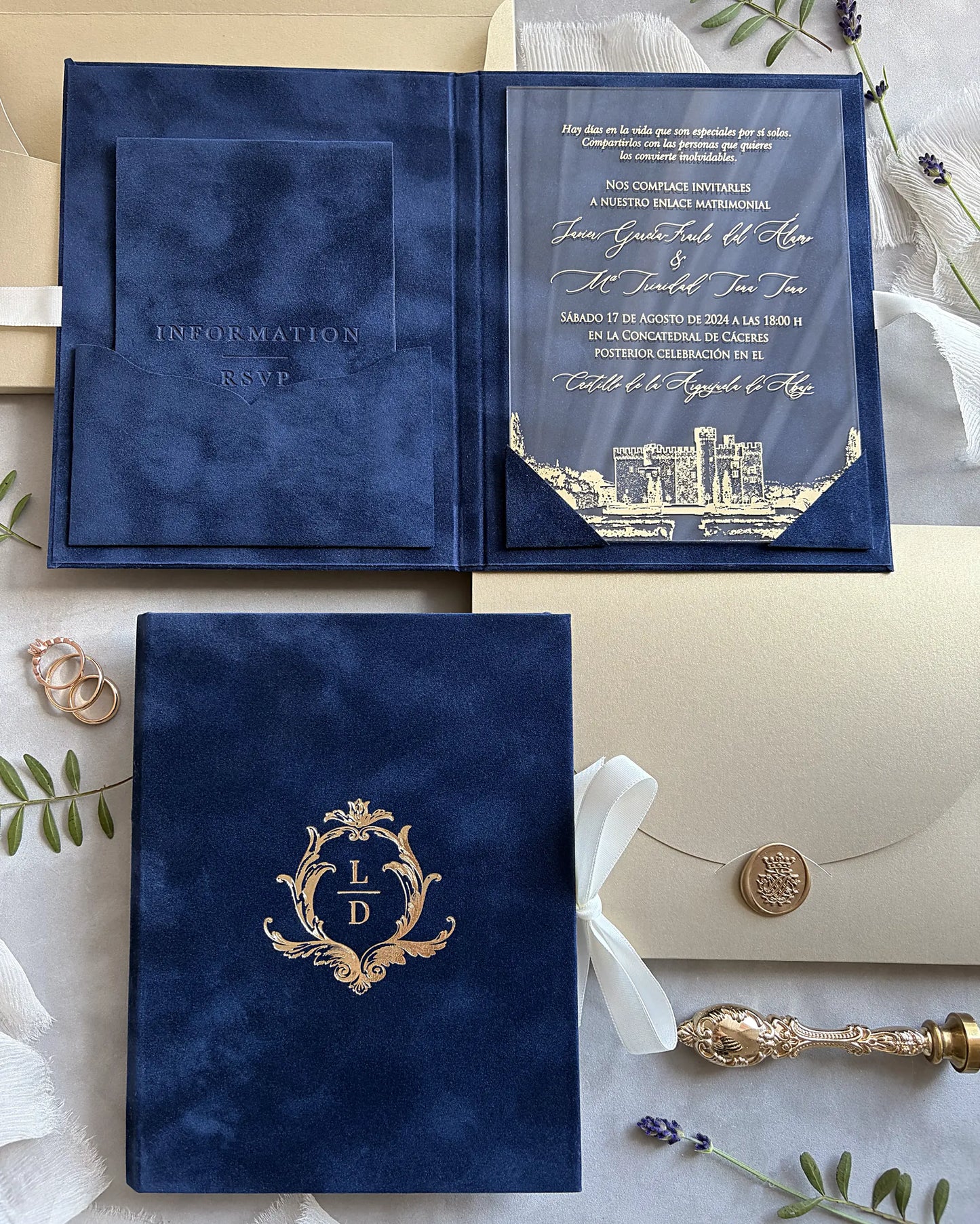 Isabelle Navy Blue velvet folio open with acrylic insert and gold monogram cover — Polina Perri
