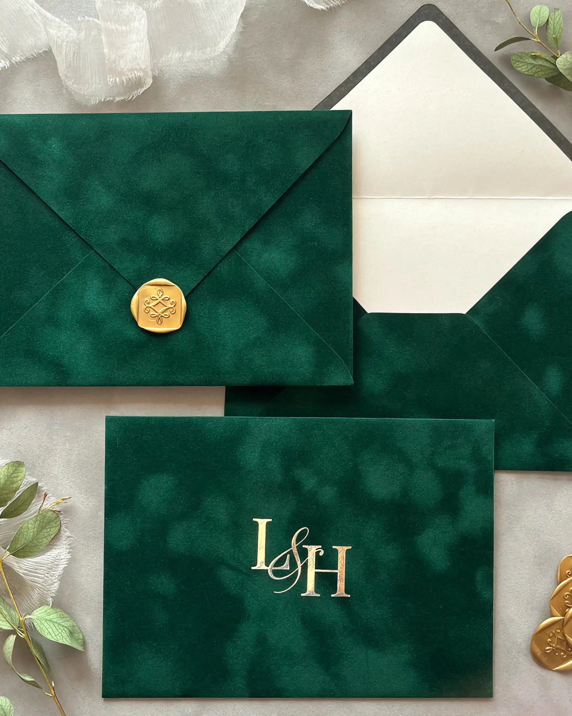 Forest Green velvet envelope with gold wax seal and foil monogram, cream paper lining — Polina Perri